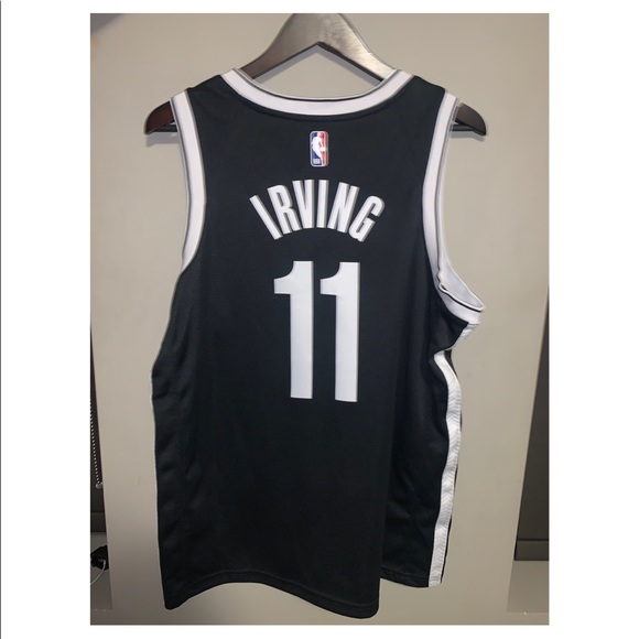 Basketball jersey - Picture 2 of 3